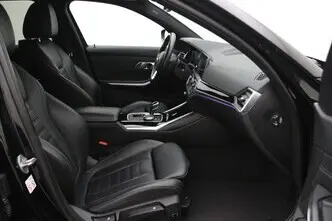BMW 330, 2.0, 135 kW, pistikhübriid, automaat, tagavedu