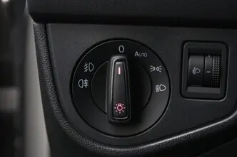 Volkswagen Polo, 1.0, 59 kW, bensiin, manuaal, esivedu