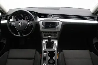 Volkswagen Passat, 1.4, 92 kW, bensiin, manuaal, esivedu