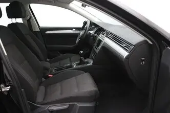 Volkswagen Passat, 1.4, 92 kW, bensiin, manuaal, esivedu