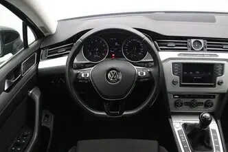 Volkswagen Passat, 1.4, 92 kW, bensiin, manuaal, esivedu