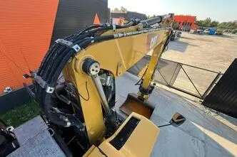 Caterpillar M 318 F, 129 kW, diesel