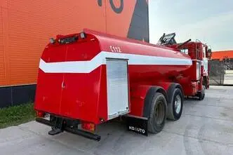 Volvo F 10 6x2, 9.6, 184 kW, diesel