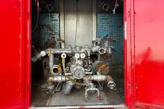 Volvo F 10 6x2, 9.6, 184 kW, diesel