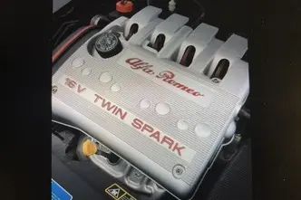 Alfa Romeo Alfa 166, 2.0, 114 kW, bensiin, manuaal, esivedu