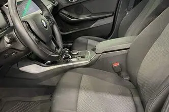 BMW 118, 1.5, 100 kW, bensiin, automaat, esivedu