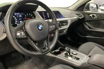 BMW 118, 1.5, 100 kW, bensiin, automaat, esivedu
