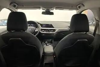 BMW 118, 1.5, 100 kW, bensiin, automaat, esivedu