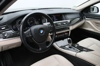 BMW 520, 2.0, 135 kW, bensiin, automaat, tagavedu