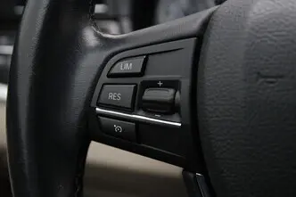 BMW 520, 2.0, 135 kW, bensiin, automaat, tagavedu