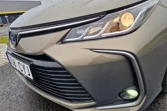 Toyota Corolla, 1.8, 72 kW, hübriid, automaat, esivedu