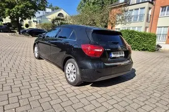 Mercedes-Benz A 180, 1.6, 90 kW, bensiin, automaat, esivedu