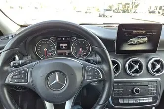 Mercedes-Benz A 180, 1.6, 90 kW, bensiin, automaat, esivedu