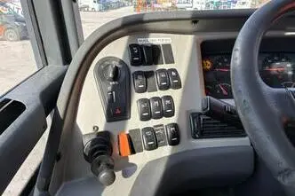Volvo B8R 9700 H 6x2*4, 240 kW, diesel, automatic
