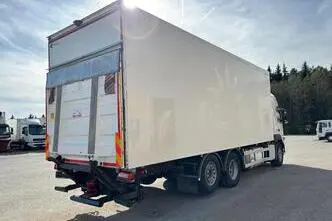 Volvo FM500, 375 kW, diesel, automatic