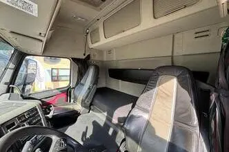 Volvo FM500, 375 kW, diesel, automatic