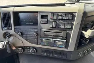 Volvo FM500, 375 kW, diesel, automatic