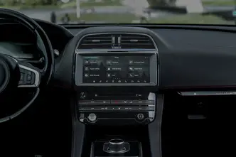 Jaguar F-Pace, 2.0, 132 kW, diisel, automaat, nelikvedu