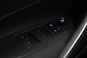 Toyota Corolla, 1.8, 72 kW, hübriid, automaat, esivedu
