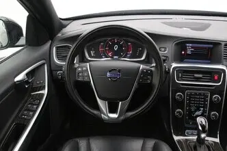 Volvo V60, 2.4, 158 kW, pistikhübriid, automaat, nelikvedu