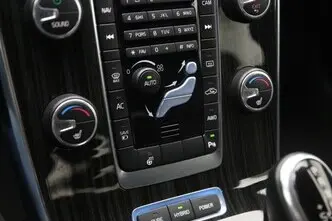 Volvo V60, 2.4, 158 kW, pistikhübriid, automaat, nelikvedu