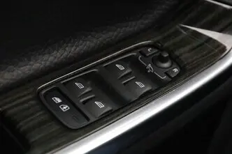 Volvo V60, 2.4, 158 kW, pistikhübriid, automaat, nelikvedu
