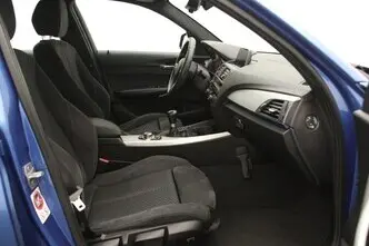 BMW 125, 2.0, 160 kW, bensiin, manuaal, tagavedu