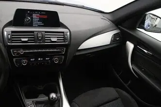 BMW 125, 2.0, 160 kW, bensiin, manuaal, tagavedu