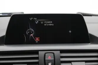 BMW 125, 2.0, 160 kW, bensiin, manuaal, tagavedu