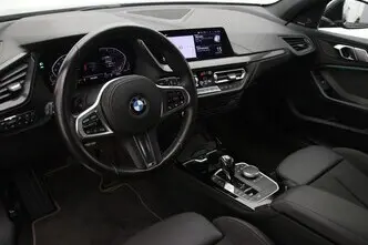 BMW 118, 1.5, 103 kW, bensiin, automaat, esivedu