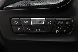 BMW 118, 1.5, 103 kW, bensiin, automaat, esivedu