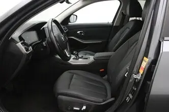 BMW 318, 2.0, 115 kW, bensiin, automaat, tagavedu
