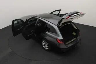 BMW 318, 2.0, 115 kW, bensiin, automaat, tagavedu