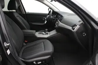 BMW 318, 2.0, 115 kW, bensiin, automaat, tagavedu