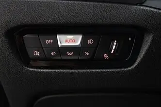 BMW 318, 2.0, 115 kW, bensiin, automaat, tagavedu