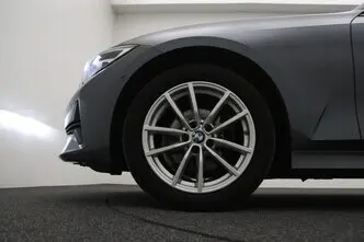 BMW 318, 2.0, 115 kW, bensiin, automaat, tagavedu
