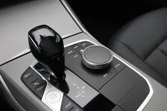 BMW 318, 2.0, 115 kW, bensiin, automaat, tagavedu