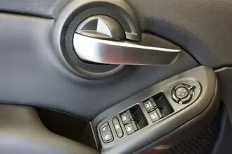 Fiat 500X, 1.5, 96 kW, hübriid, automaat, esivedu