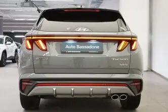 Hyundai Tucson, 1.6, 169 kW, гибрид, автомат, передний привод