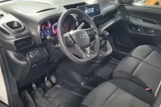 Opel Combo, 1.5, 75 kW, diisel, manuaal, esivedu