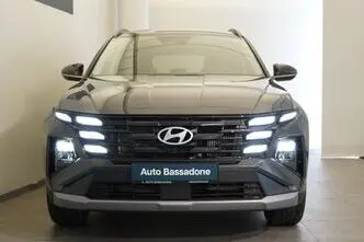 Hyundai Tucson, 1.6, 118 kW, гибрид, автомат, передний привод