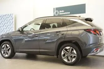 Hyundai Tucson, 1.6, 118 kW, гибрид, автомат, передний привод