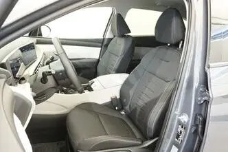 Hyundai Tucson, 1.6, 118 kW, гибрид, автомат, передний привод