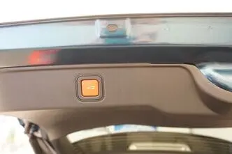 Fiat 600, 1.2, 74 kW, hübriid, automaat, esivedu