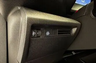 Citroën C4, 1.2, 74 kW, bensiin, manuaal, esivedu