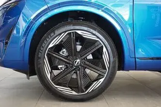 Nissan Qashqai, 1.3, 116 kW, hübriid, automaat, esivedu