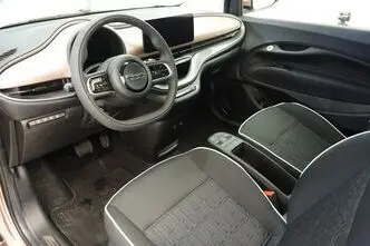 Fiat 500, 43 kW, elekter, automaat, esivedu