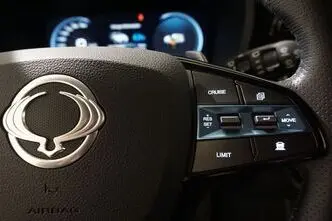 Ssangyong Korando, 66 kW, электричество, автомат, передний привод