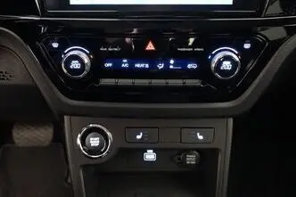 Ssangyong Korando, 66 kW, электричество, автомат, передний привод