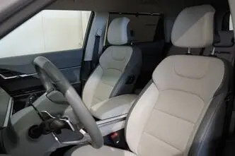 Ssangyong Torres, 65 kW, electric, front-wheel drive